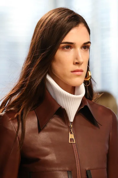 Look 117